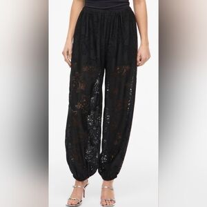 Elegant Womens Black Lace Ballon Trousers With Stretchy Waist